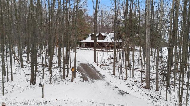 2787 Midway Lane, Saint Clair, MI 48079