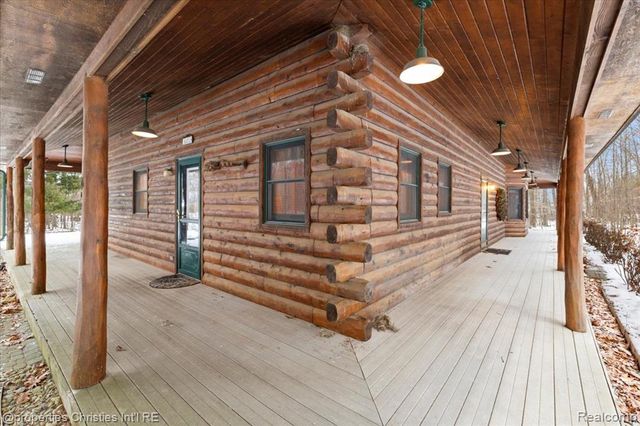 2787 Midway Lane, Saint Clair, MI 48079