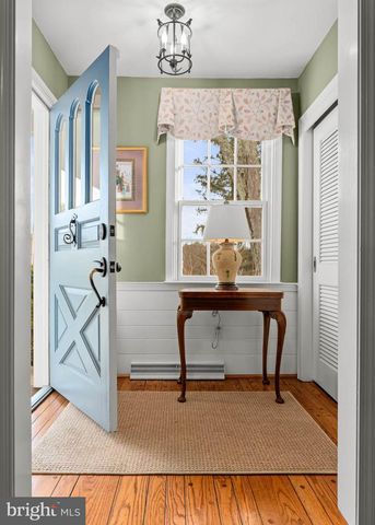 1 TREBLE LN, Malvern, PA 19355