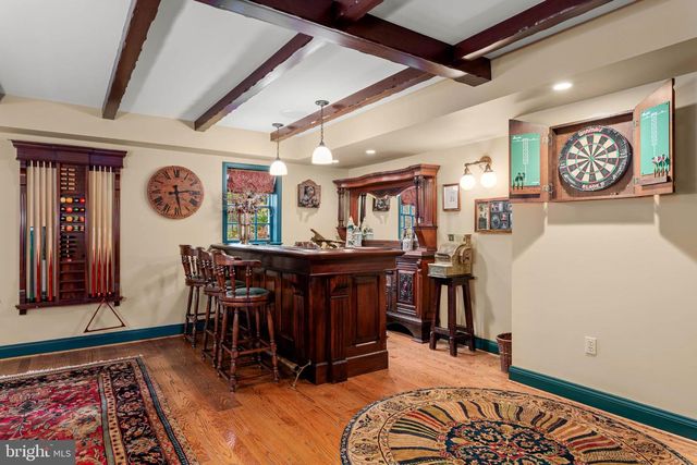 1 TREBLE LN, Malvern, PA 19355