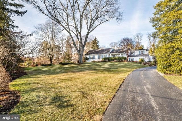 1 TREBLE LN, Malvern, PA 19355