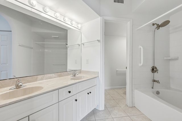 2500 Vista Cove Rd, St Augustine, FL 32084