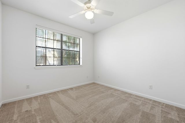 2500 Vista Cove Rd, St Augustine, FL 32084