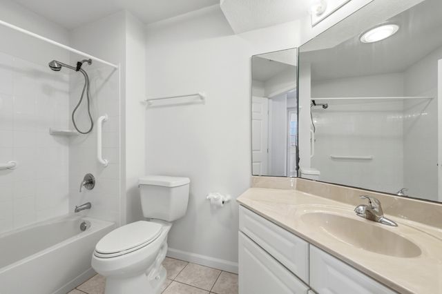 2500 Vista Cove Rd, St Augustine, FL 32084