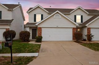 204 Waterside Crossing Court, St Peters, MO 63376