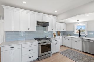 22 James St, Woburn, MA 01801