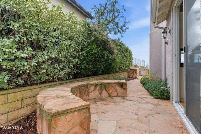 2440 Gillingham Circle, Thousand Oaks, CA 91362