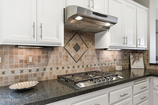 2440 Gillingham Circle, Thousand Oaks, CA 91362