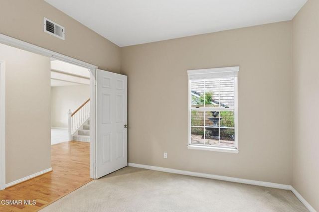 2440 Gillingham Circle, Thousand Oaks, CA 91362