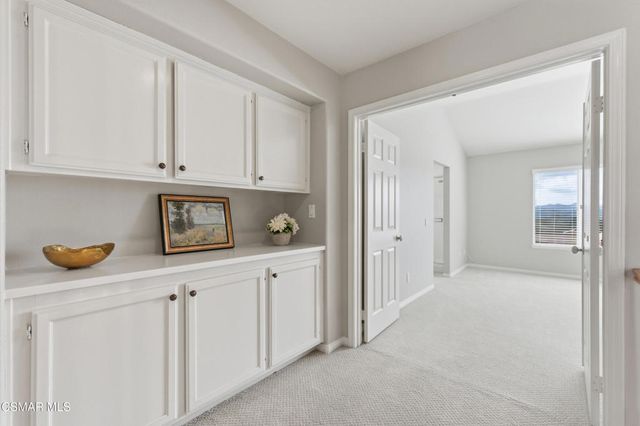 2440 Gillingham Circle, Thousand Oaks, CA 91362