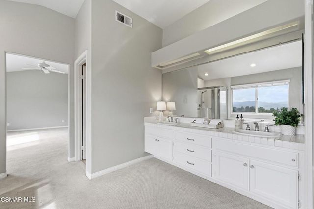 2440 Gillingham Circle, Thousand Oaks, CA 91362