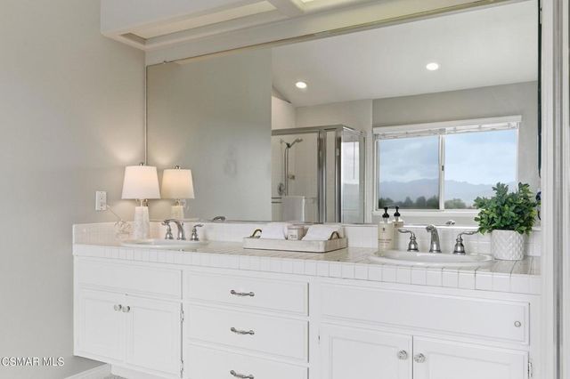 2440 Gillingham Circle, Thousand Oaks, CA 91362