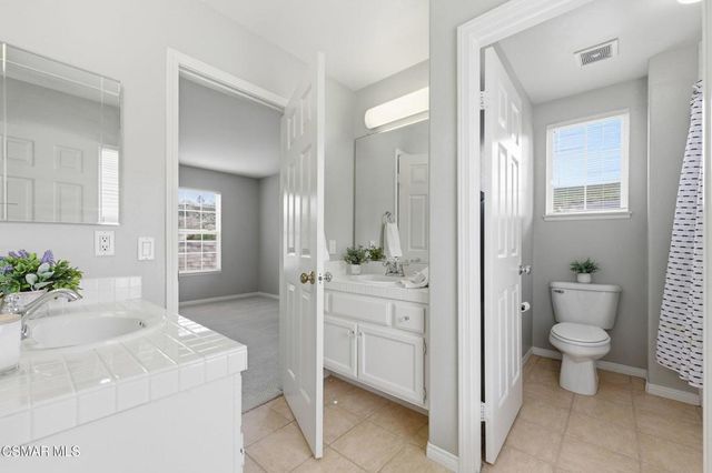 2440 Gillingham Circle, Thousand Oaks, CA 91362