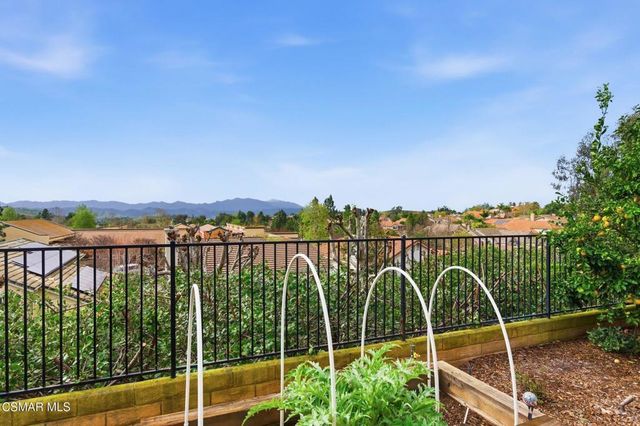 2440 Gillingham Circle, Thousand Oaks, CA 91362