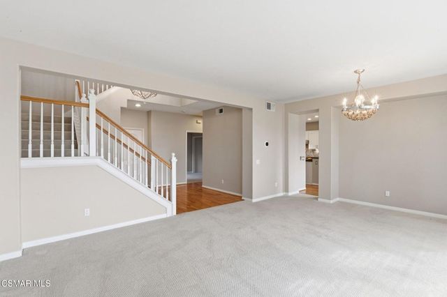 2440 Gillingham Circle, Thousand Oaks, CA 91362