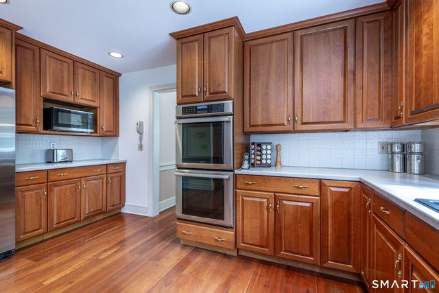 77 Judds Bridge Road, Roxbury, CT 06783