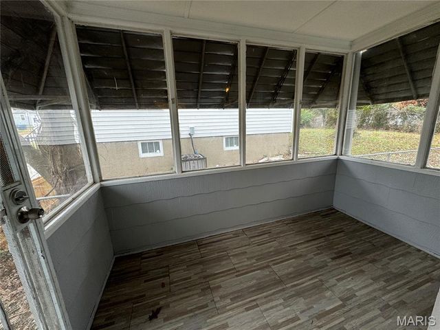 5701 Beldon Drive, Flordell Hills, MO 63136