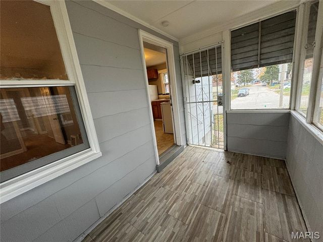 5701 Beldon Drive, Flordell Hills, MO 63136