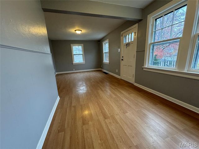 5701 Beldon Drive, Flordell Hills, MO 63136