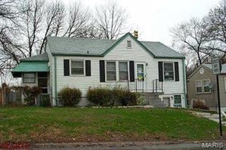 5701 Beldon Drive, Flordell Hills, MO 63136