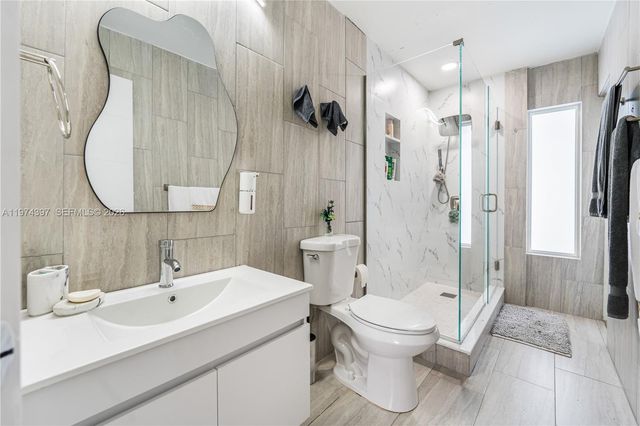 1830 NW 32nd St, Oakland Park, FL 33309