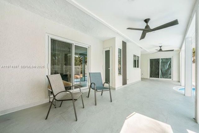 1830 NW 32nd St, Oakland Park, FL 33309