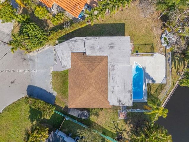 1830 NW 32nd St, Oakland Park, FL 33309