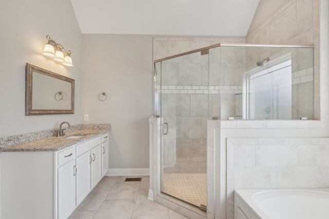 3166 Fern Croft Ln, Clarksville, TN 37043