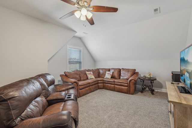 3166 Fern Croft Ln, Clarksville, TN 37043