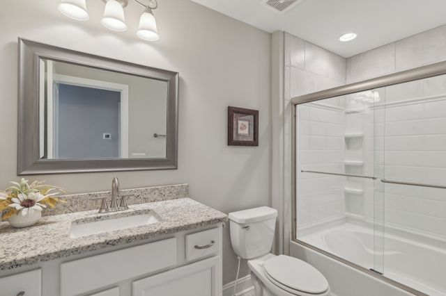 3166 Fern Croft Ln, Clarksville, TN 37043