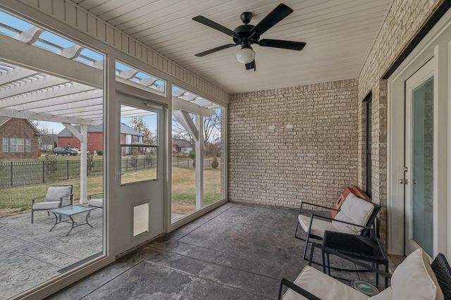 3166 Fern Croft Ln, Clarksville, TN 37043