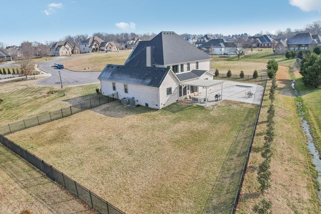 3166 Fern Croft Ln, Clarksville, TN 37043
