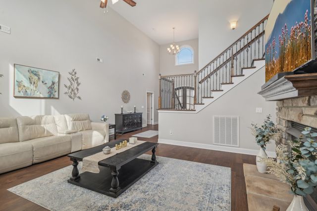 3166 Fern Croft Ln, Clarksville, TN 37043