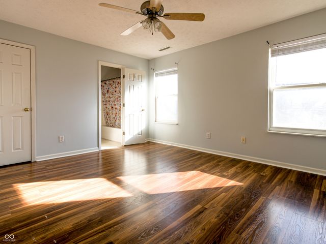 42 White Lick Drive, Indianapolis, IN 46227