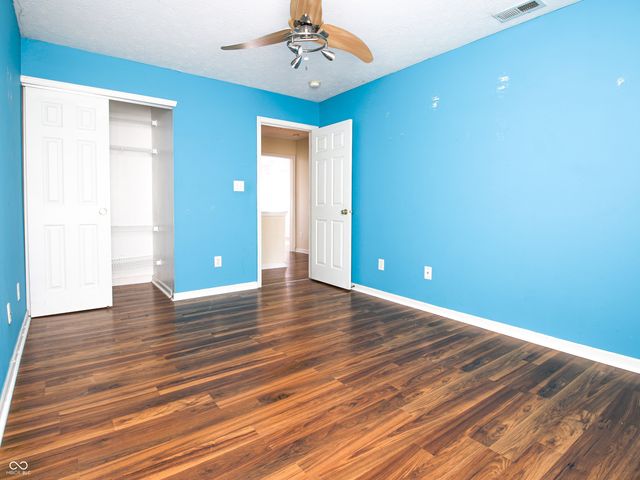 42 White Lick Drive, Indianapolis, IN 46227