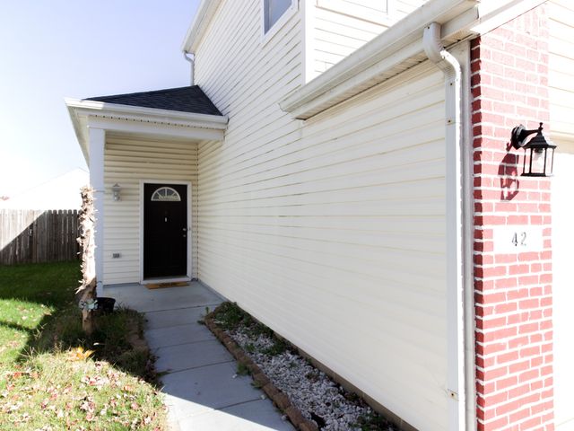 42 White Lick Drive, Indianapolis, IN 46227