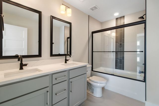 160 Excell Rd Unit I, Clarksville, TN 37043