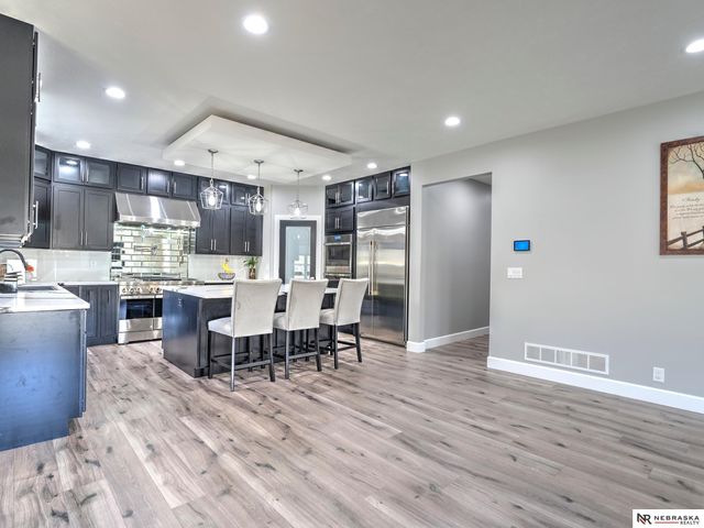 2550 N 188th Street, Omaha, NE 68022