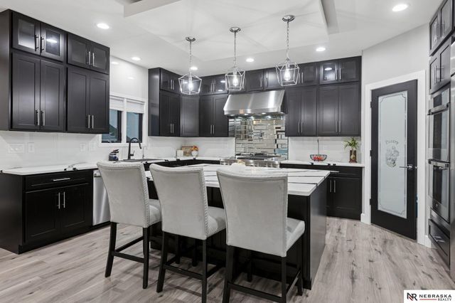 2550 N 188th Street, Omaha, NE 68022