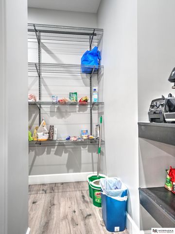 2550 N 188th Street, Omaha, NE 68022