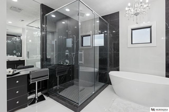 2550 N 188th Street, Omaha, NE 68022