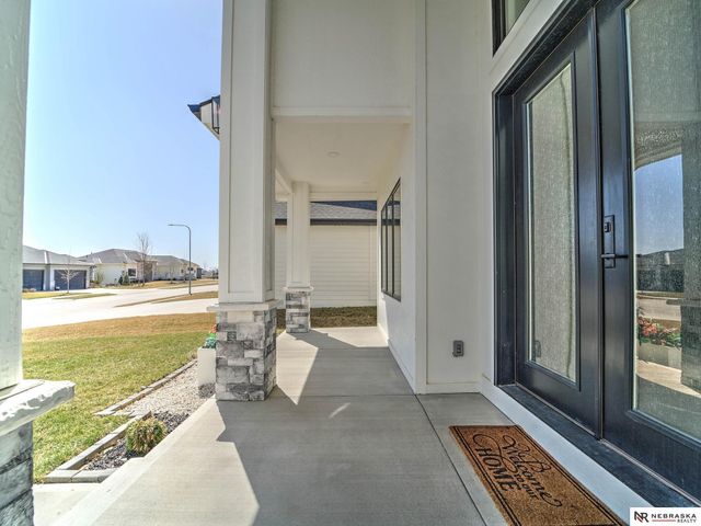 2550 N 188th Street, Omaha, NE 68022