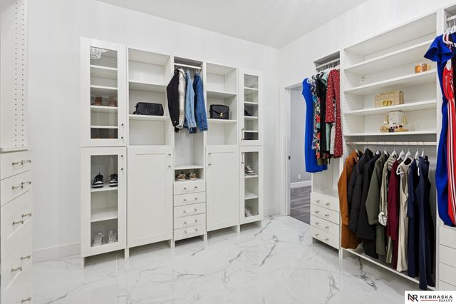 2550 N 188th Street, Omaha, NE 68022