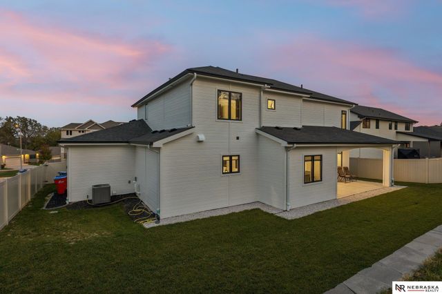 2550 N 188th Street, Omaha, NE 68022