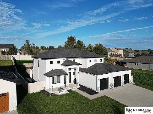 2550 N 188th Street, Omaha, NE 68022