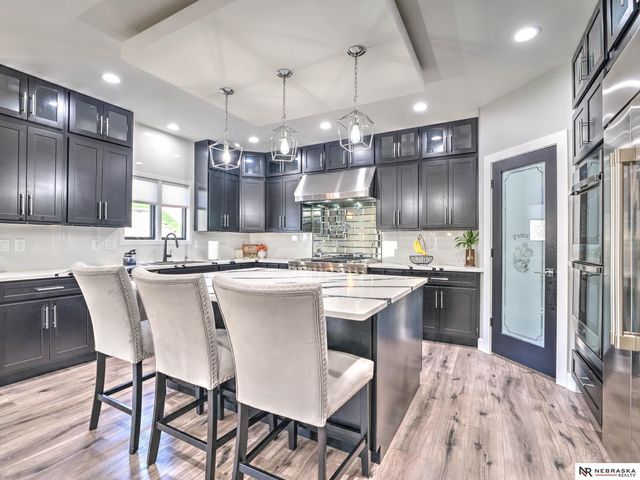 2550 N 188th Street, Omaha, NE 68022