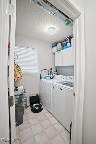 2279 Becket Circle, Stow, OH 44224