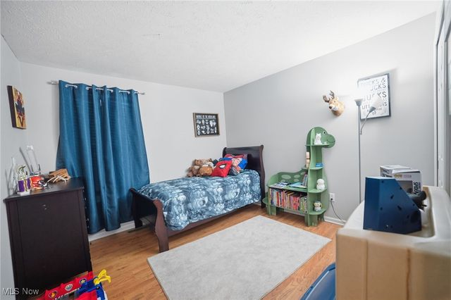 2279 Becket Circle, Stow, OH 44224