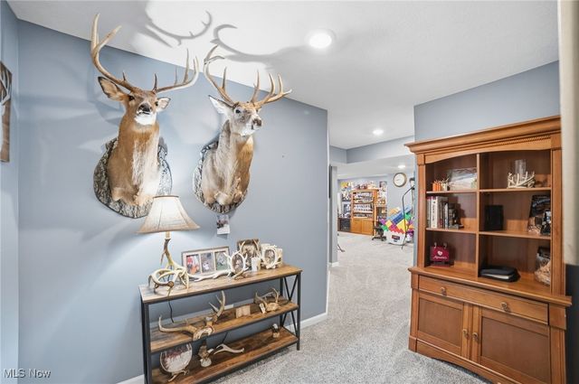 2279 Becket Circle, Stow, OH 44224