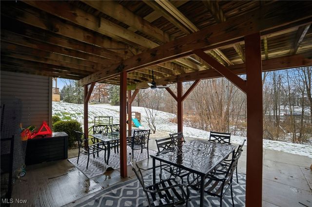 2279 Becket Circle, Stow, OH 44224